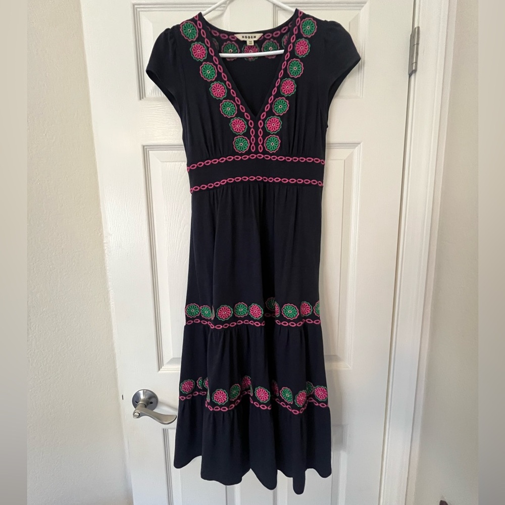 Boden Eloise Embroidered Midi Dress - Picture 7 of 7